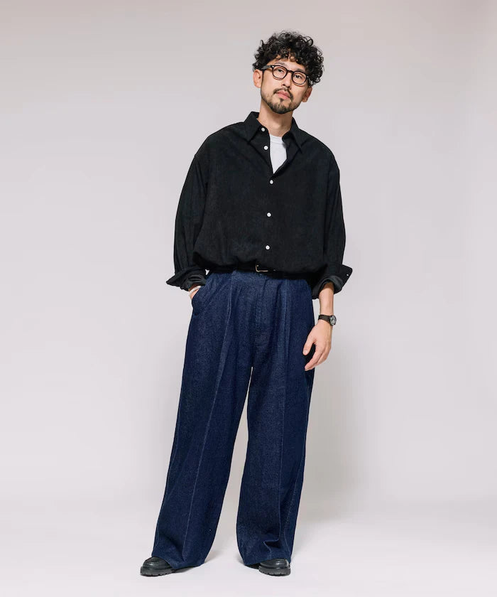 Wide Silhouette Straight Denim