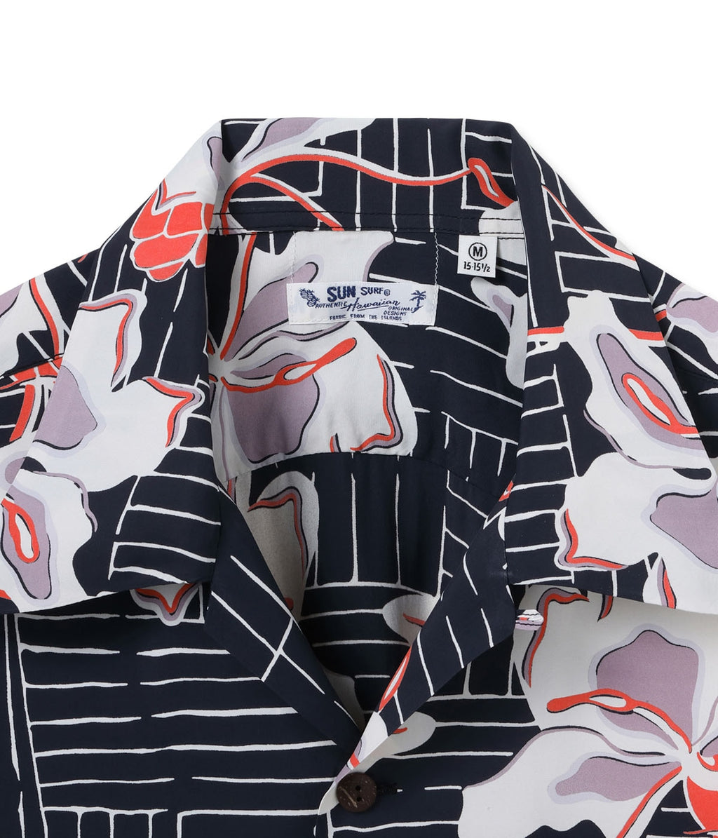 Rayon Hawaiian Shirt White Ginger
