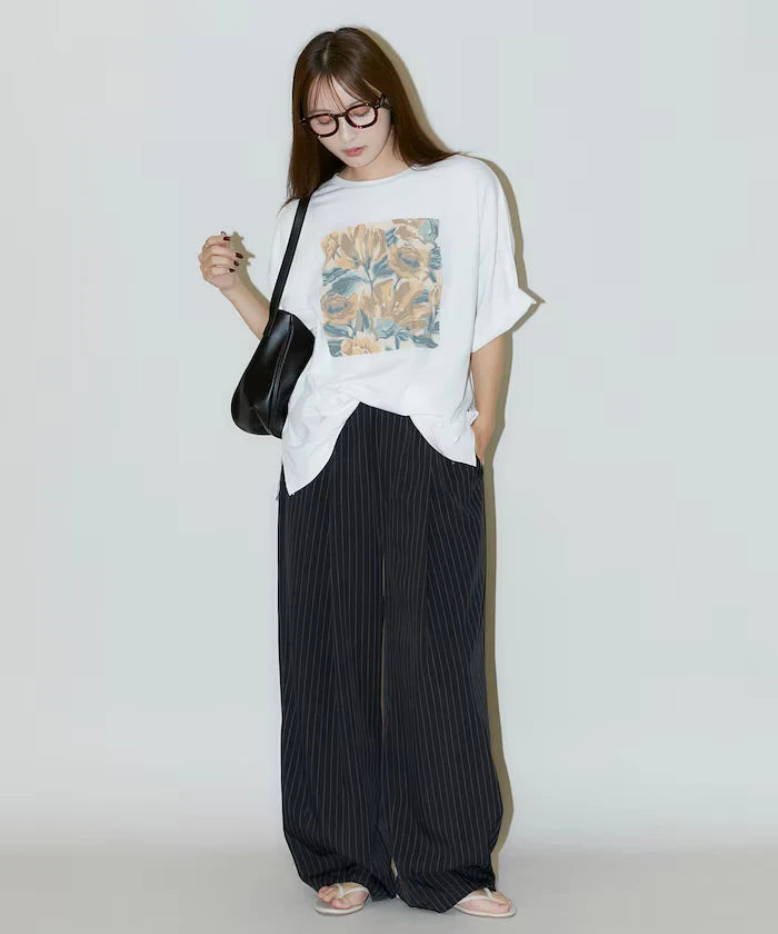 Flower Nuance Art Box Print Big Silhouette T-Shirt Limited Release