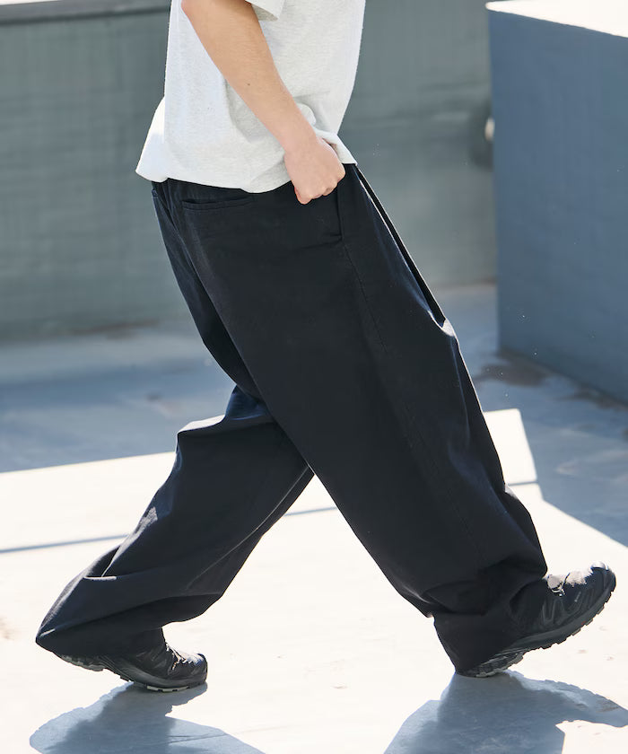 Wide Silhouette Linen Mix Tuck Easy Pants [Limited Edition]