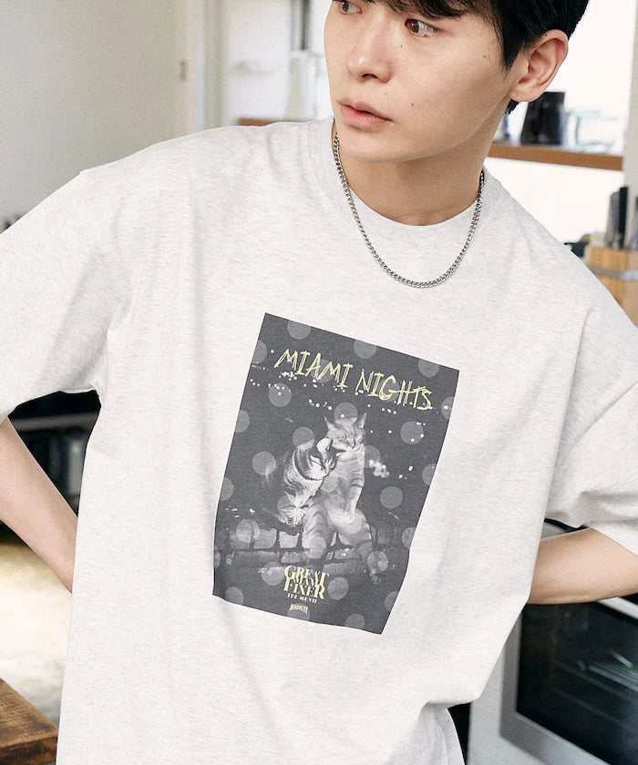 <Functional Material> MIAMI NIGHTS Cat Photo T-shirt Limited Edition