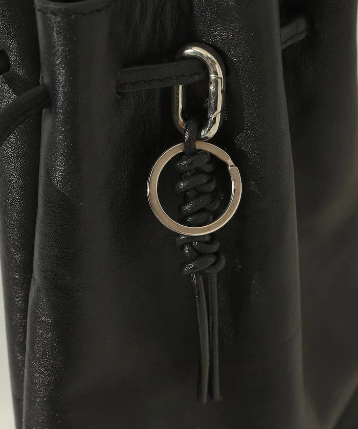 Leather Drawstring Shoulder Bag / Cowhide / Water-Repellent Leather