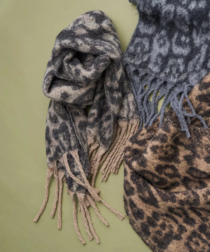Animal Print Volume Scarf