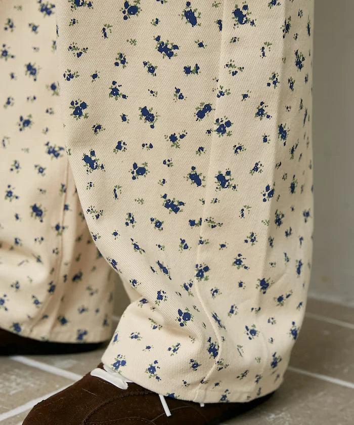 Floral Print Curved Pants Limited Edition