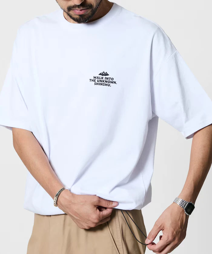 Arukuma X Yoguret X FREAK'S STORE Relax Fit Back Print Hem Code Crew Neck T-Shirt