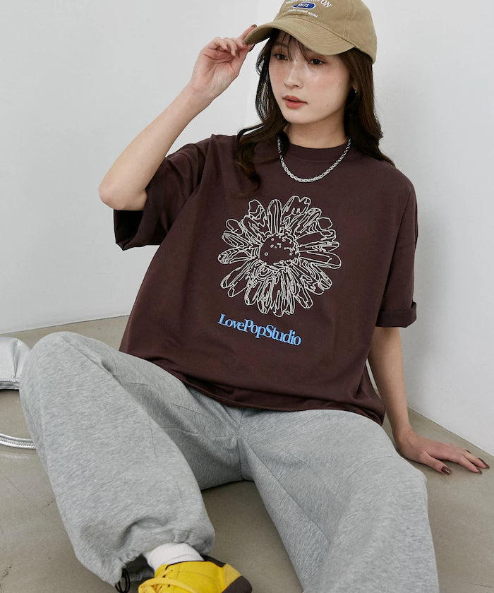 Love Pop Studio Flower Embroidery T-Shirt