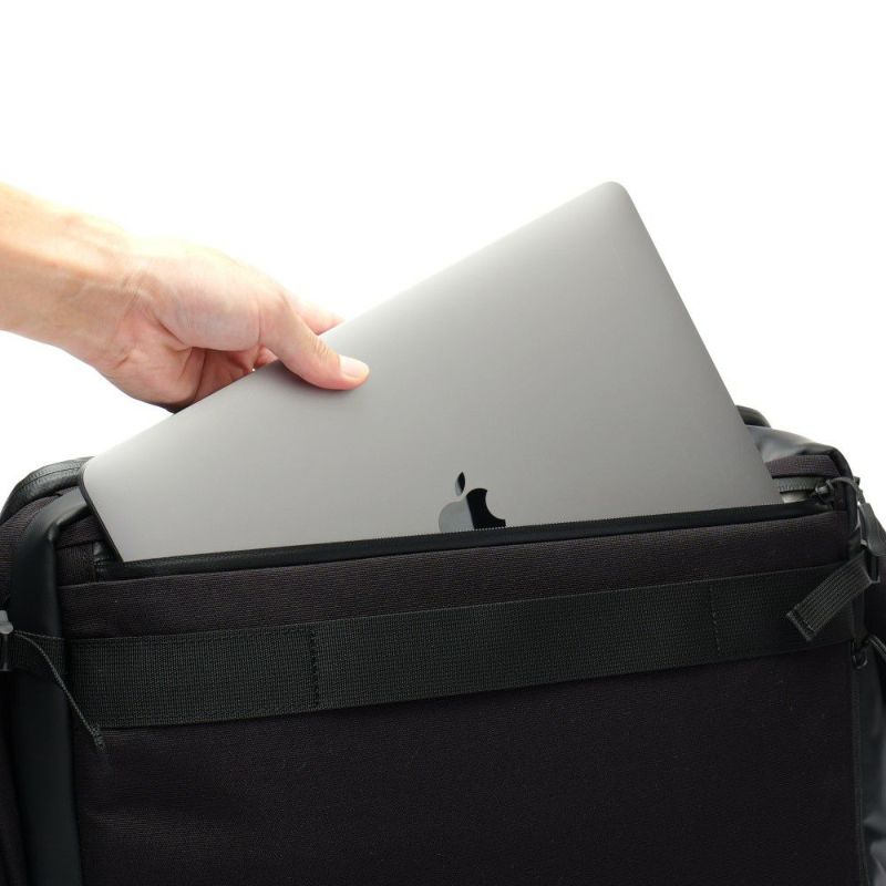 BLEISURE TOTE SHOULDER BAG