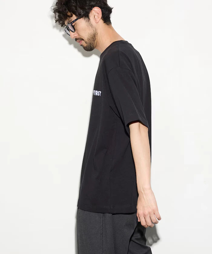 6 Ounce Front Logo Embroidered Crew Neck T-Shirt / One Point Design T-Shirt Left Chest Embroidery First Limited Edition