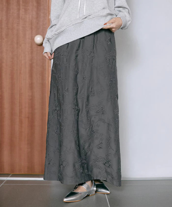 Flower Embroidery I-Line Easy Skirt