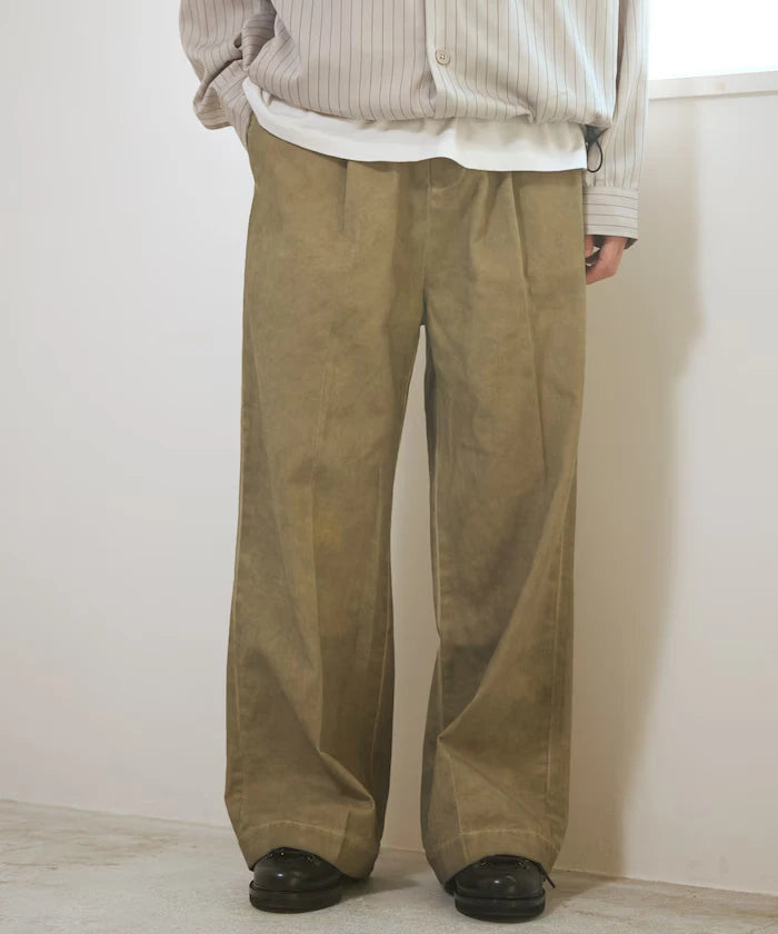 Fade processing cotton tuck wide pants