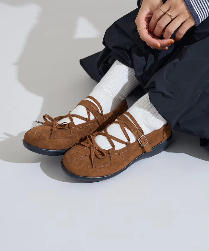 Lace-up ballet shoes