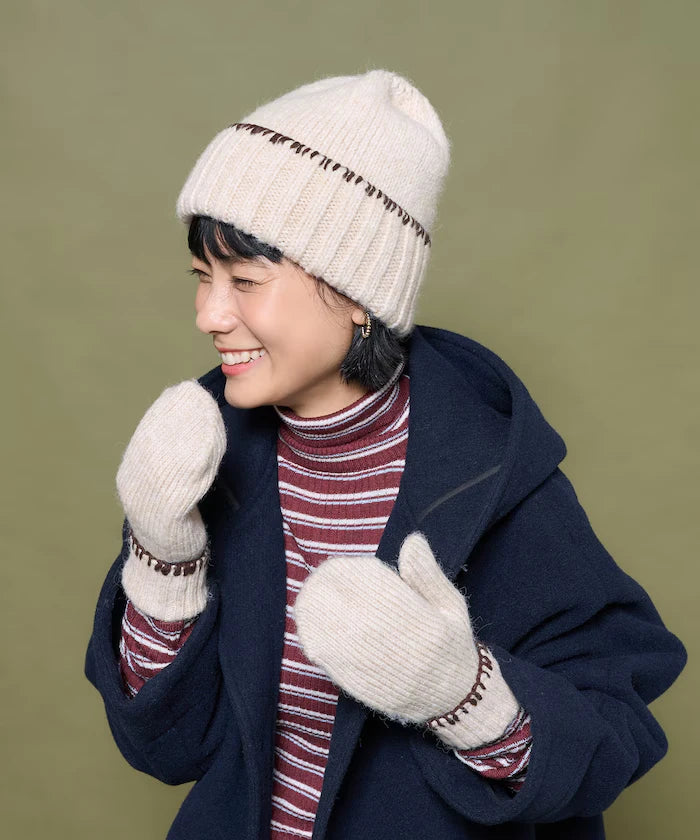 Colorful Blanket Stitch Mittens