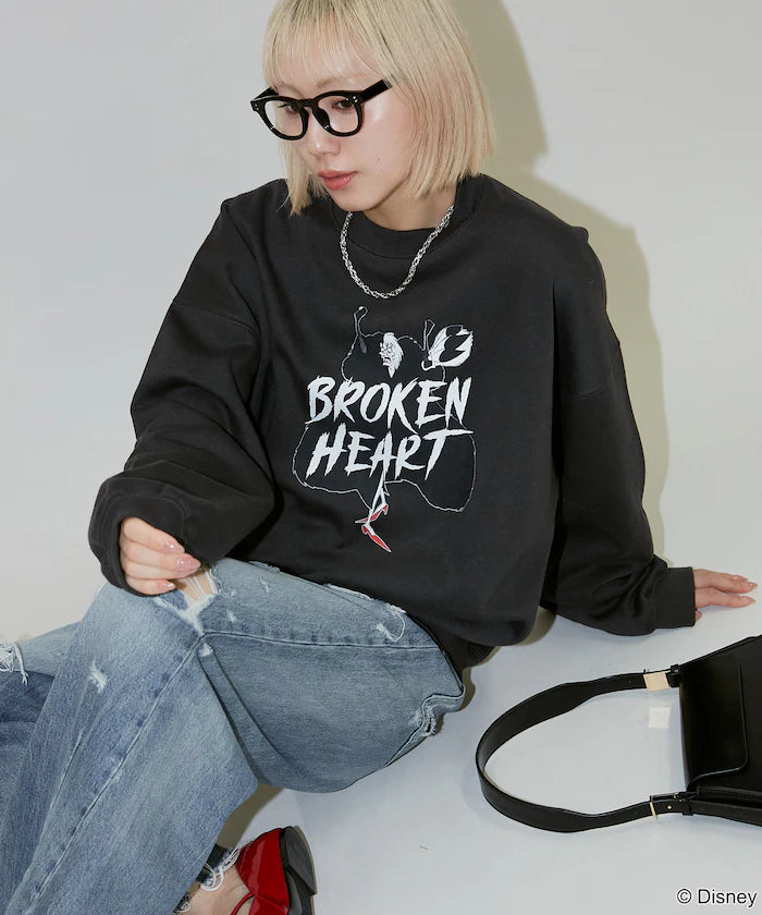 Special Order VILLAINS CRUELLA SWEAT