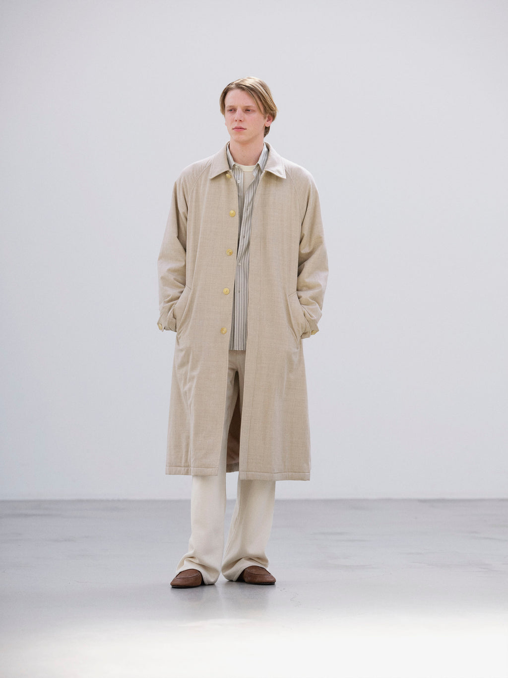 SUPER LIGHT WOOL PADDED COAT