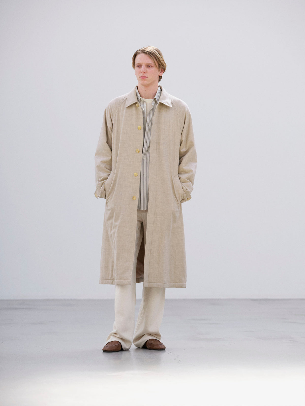 SUPER LIGHT WOOL PADDED COAT