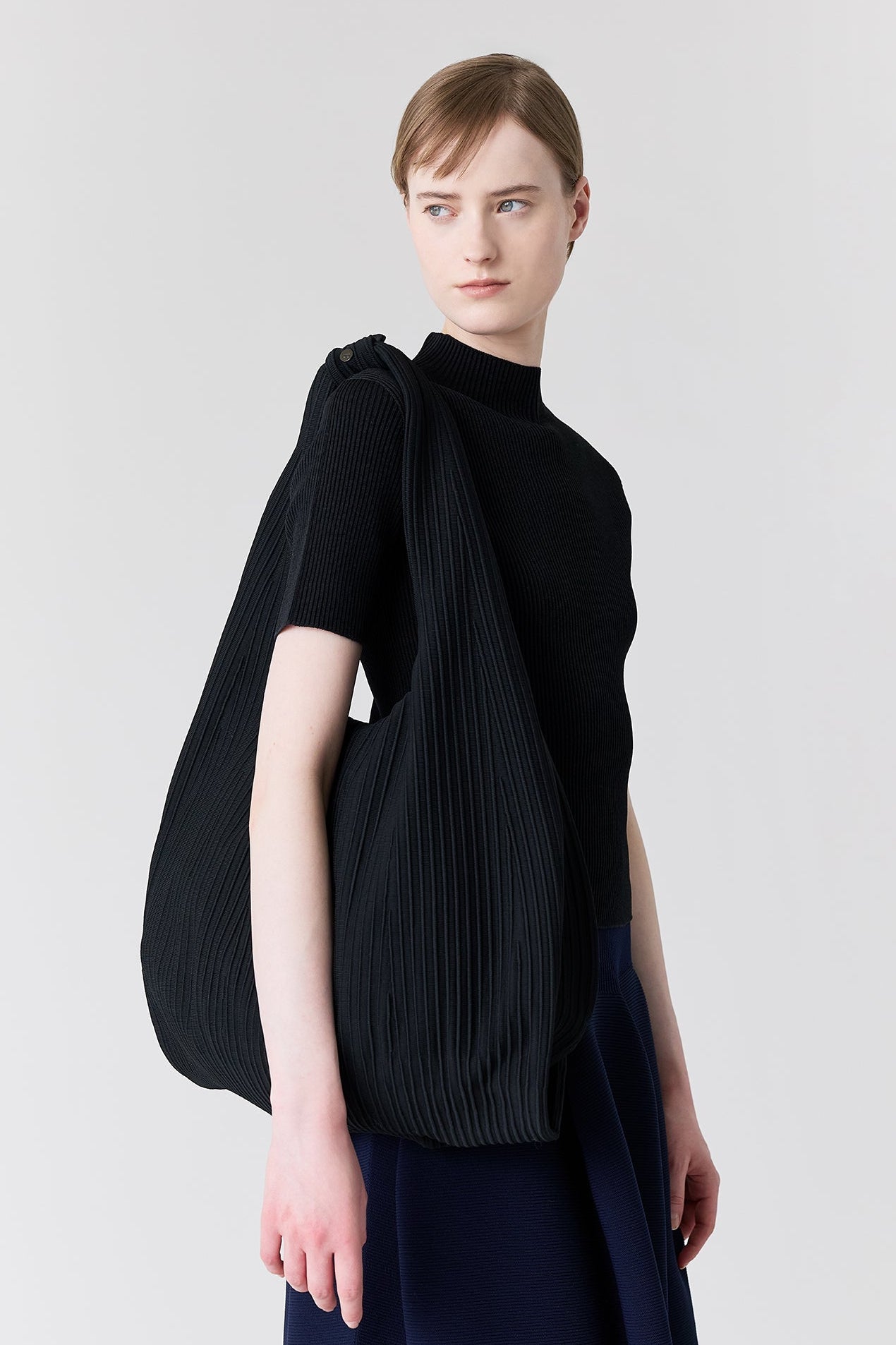 DAYFUKU LARGE SHOULDER BAG