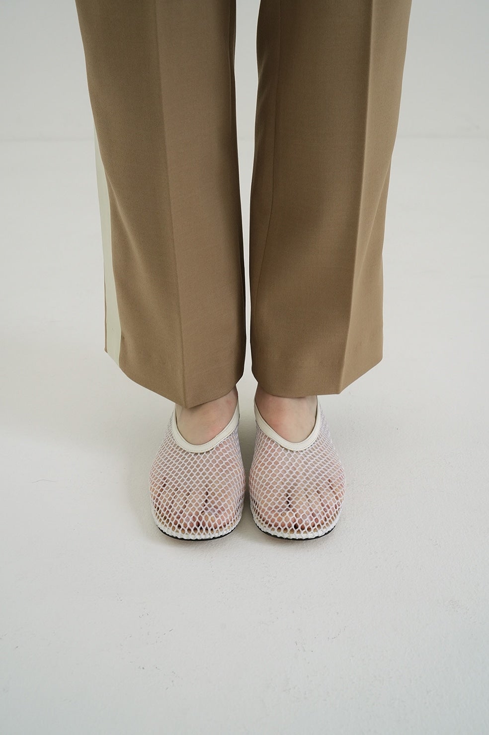 MESH OBLIQUE TOE FLAT SHOES