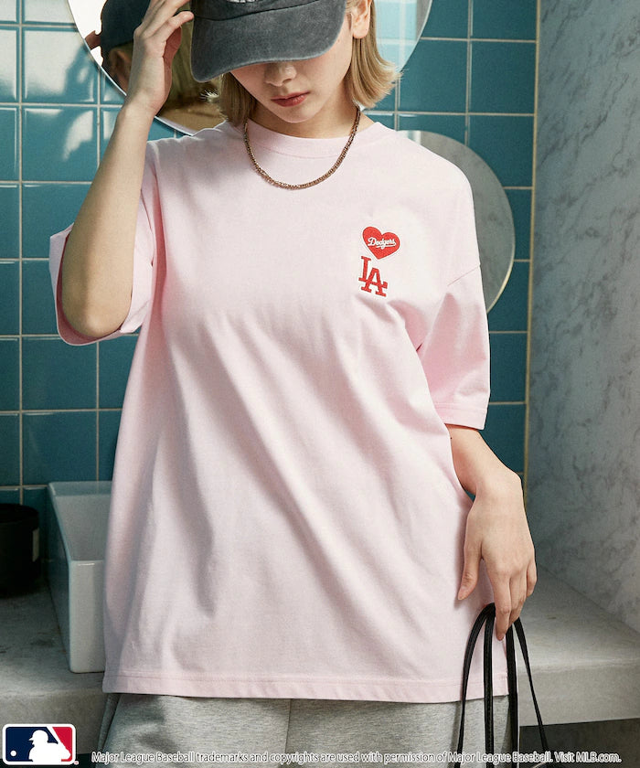 MLB One Point Heart T-Shirt