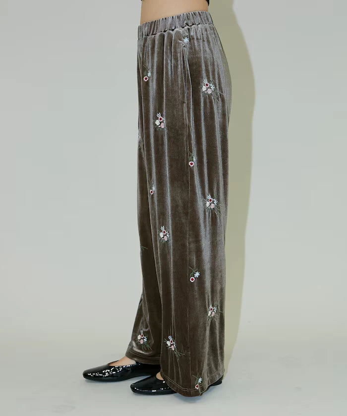 Flower Embroidery Velvet Easy Pants Limited Edition