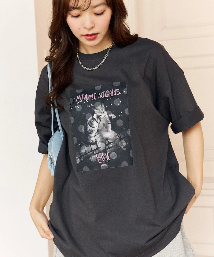 <Functional Material> MIAMI NIGHTS Cat Photo T-shirt Limited Edition