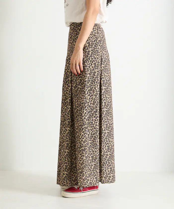 Double-Tuck Long Skirt