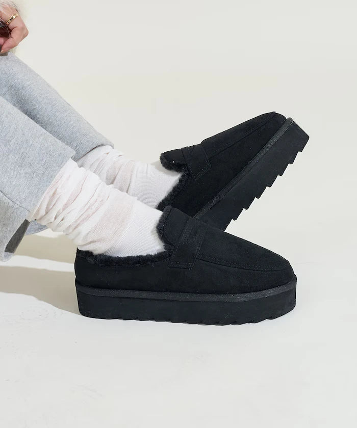Thick-soled eco-fur loafers
