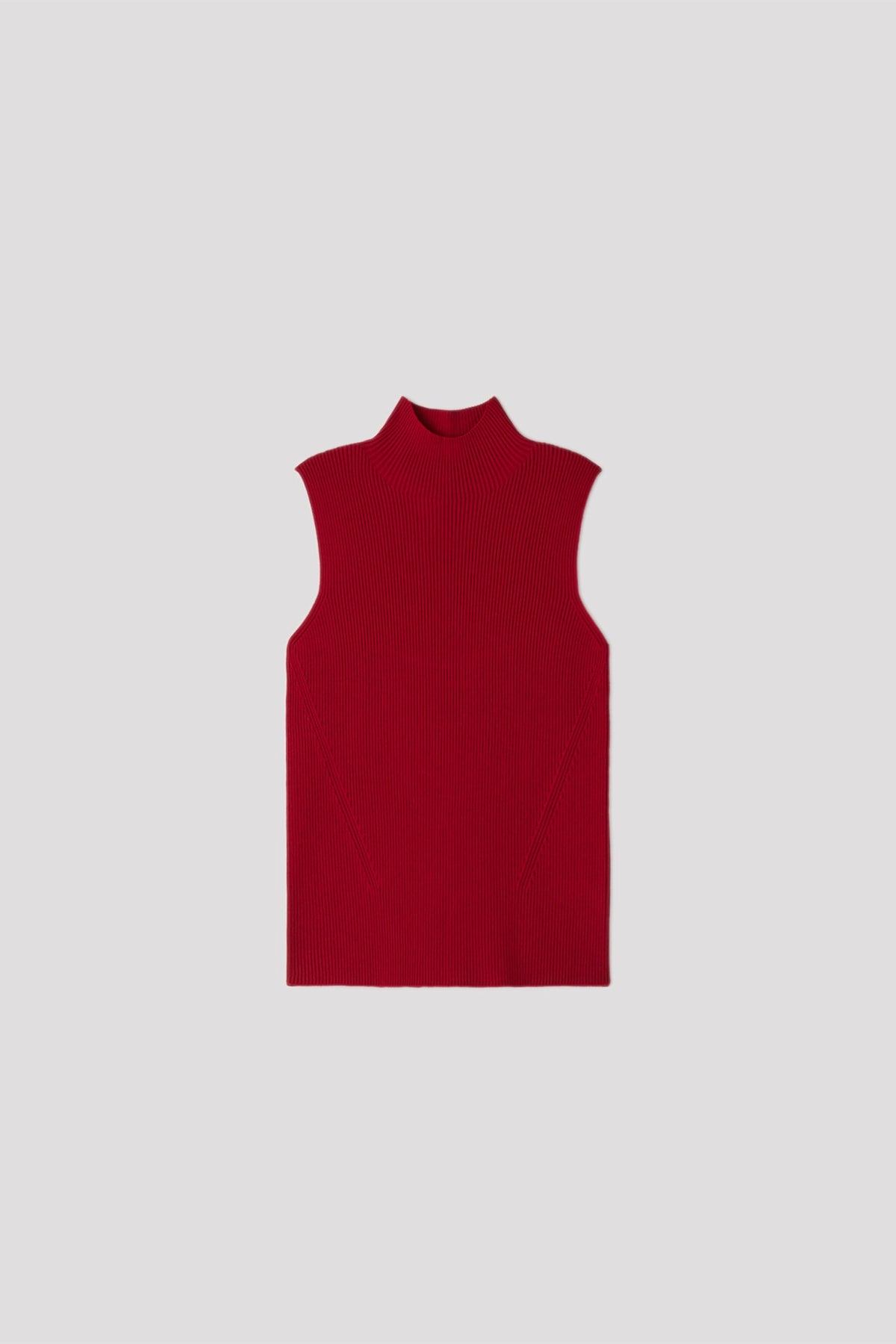 PORTRAIT SLEEVELESS TOP