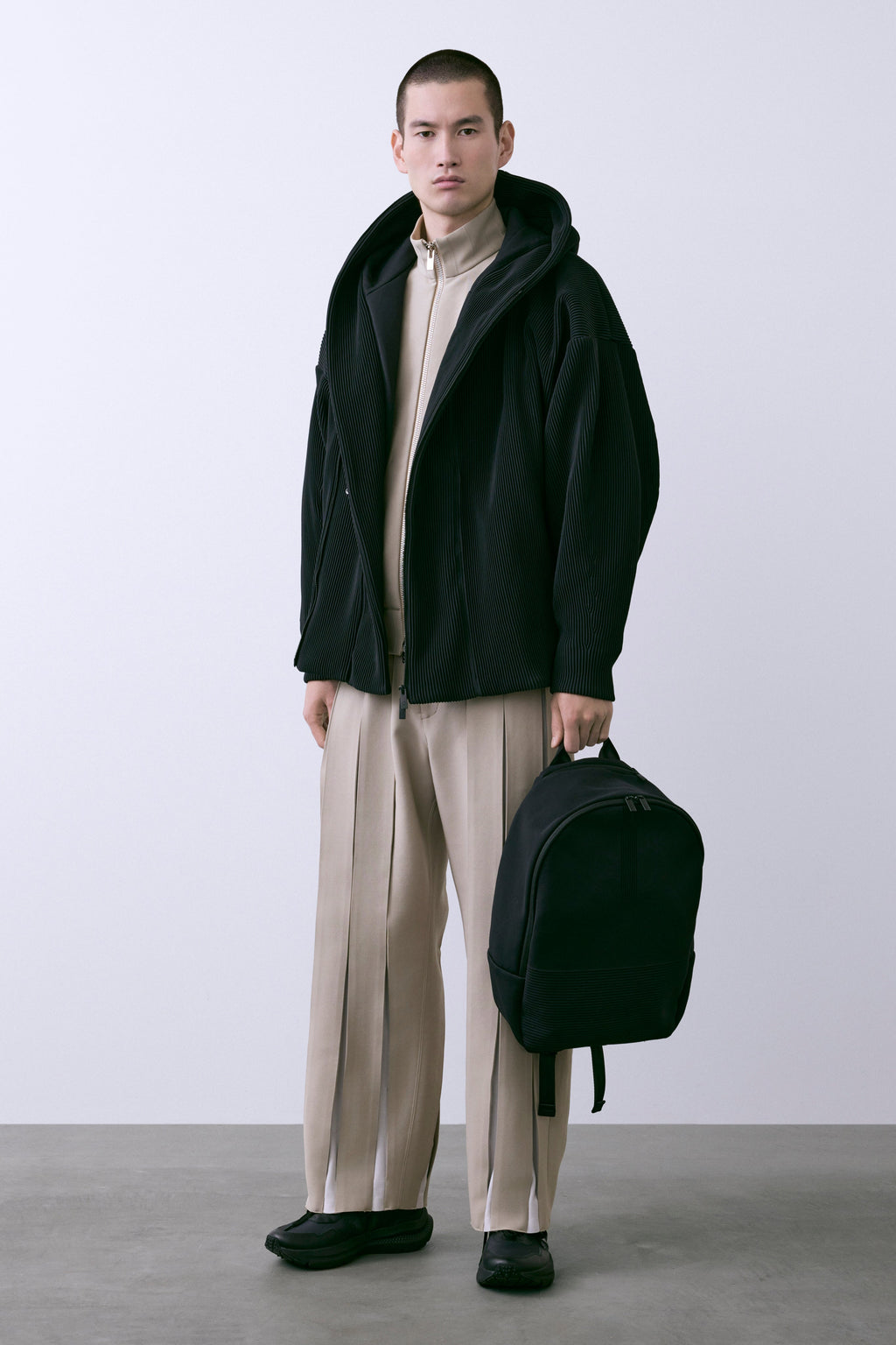 WEDGED SEMI WIDE PANTS