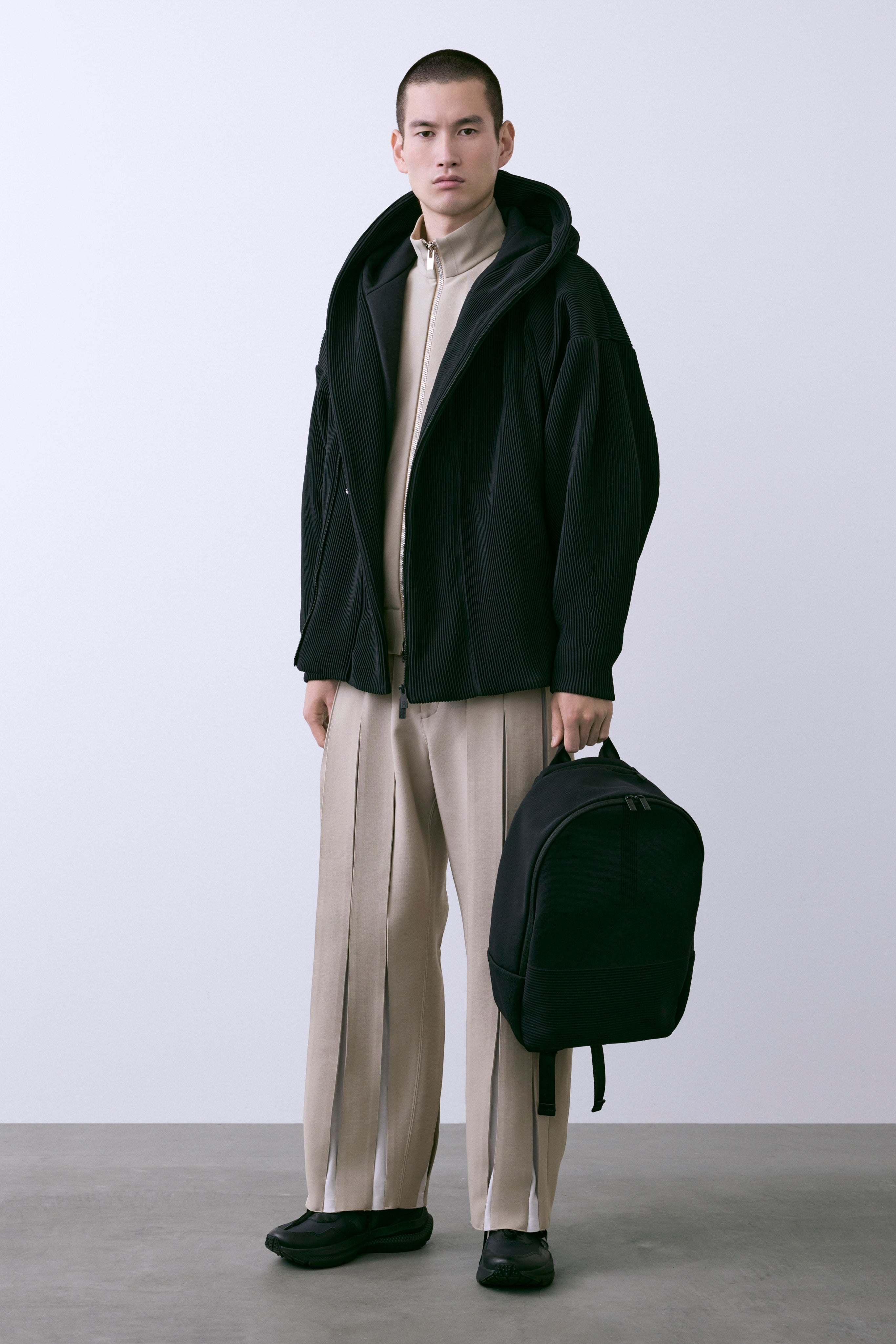 WEDGED SEMI WIDE PANTS