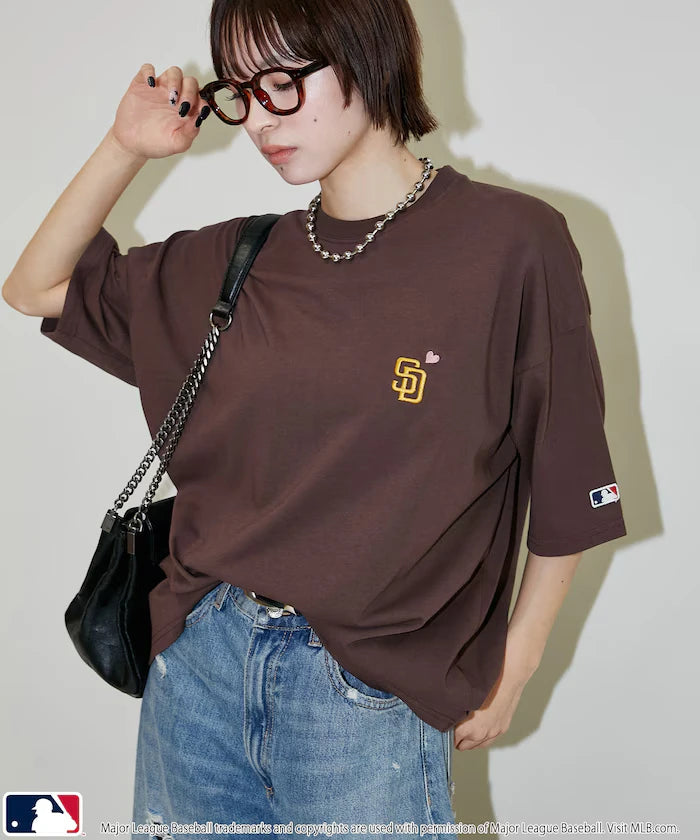 MLB Back Print Heart T-Shirt