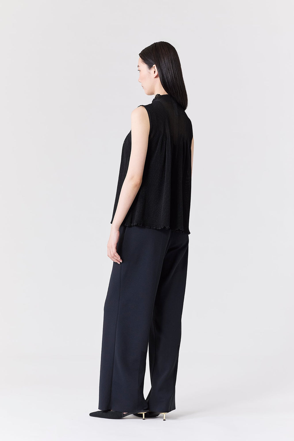 HYPHA LUCENT GLITTER SLEEVELESS BUST FLARE TOP