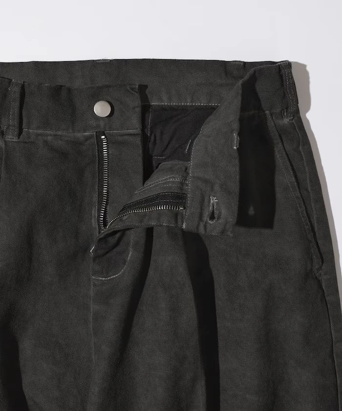 Fade processing cotton tuck wide pants