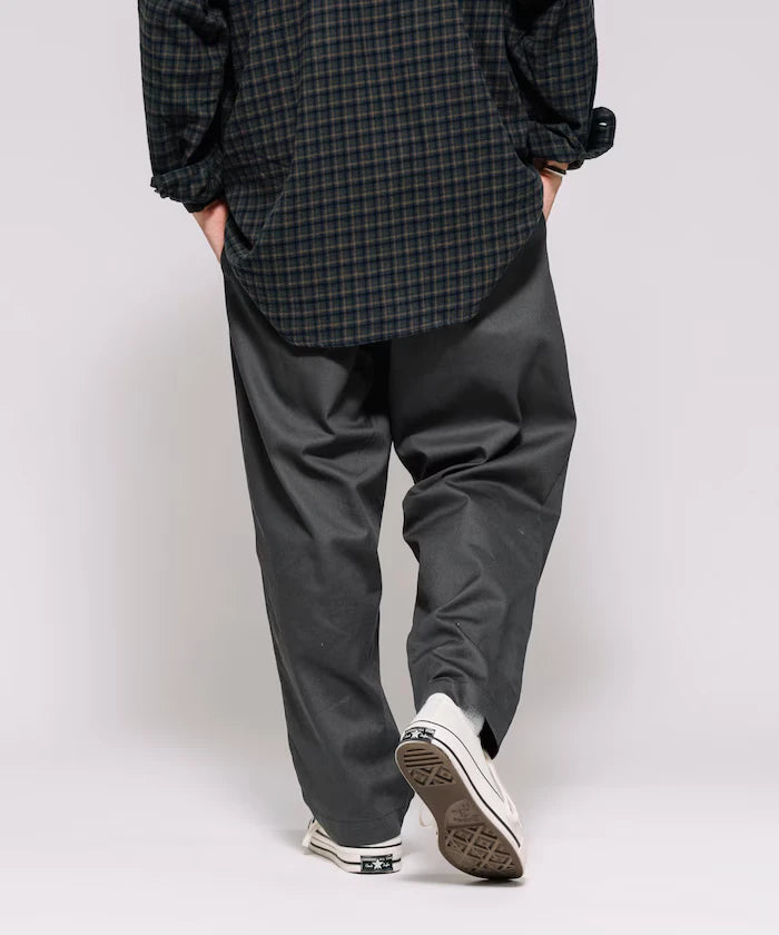 Wide Silhouette Drawstring Chino Pants / Tapered Silhouette Easy Chino Pants