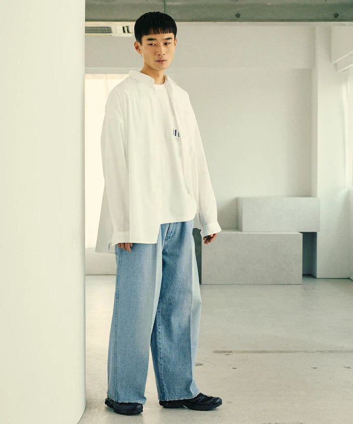 Wide Silhouette Straight Denim