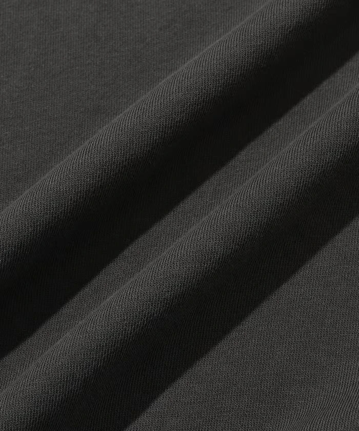 Front Print Crew Neck Sweat FIRST / Relaxed Fit
