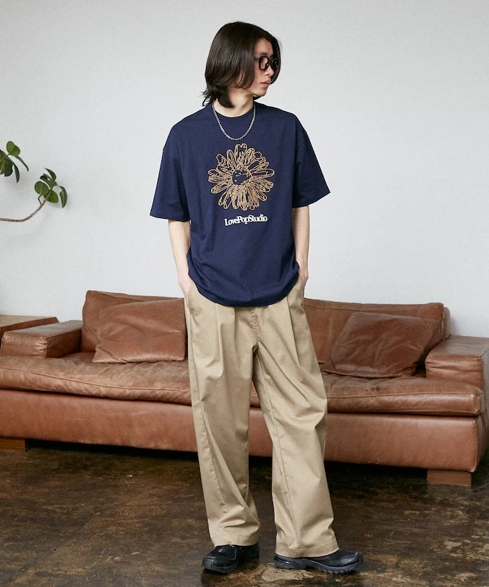 Love Pop Studio Flower Embroidery T-Shirt