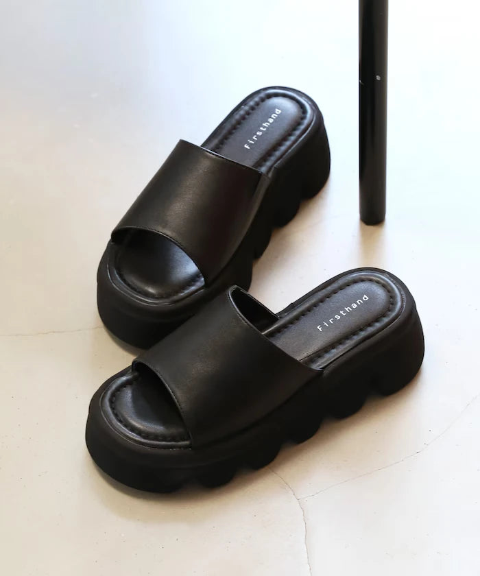 Volume Curved Sole Leatherette Covered Sandal