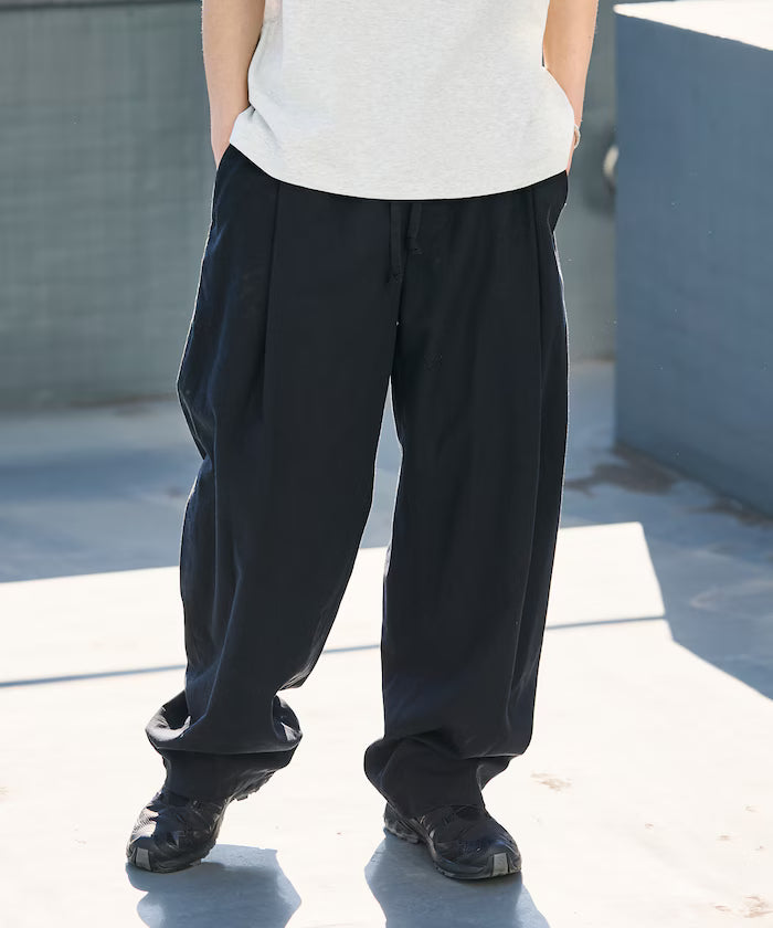 Wide Silhouette Linen Mix Tuck Easy Pants [Limited Edition]