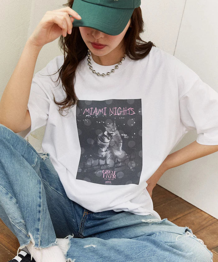 <Functional Material> MIAMI NIGHTS Cat Photo T-shirt Limited Edition