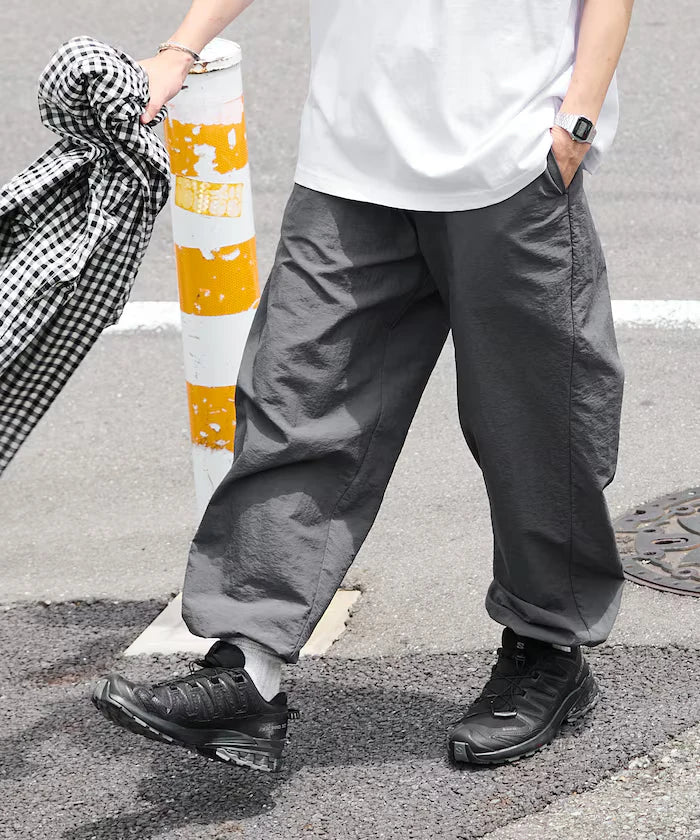Wide Straight Nylon Track Pants / Tapered Silhouette Easy Nylon Pants
