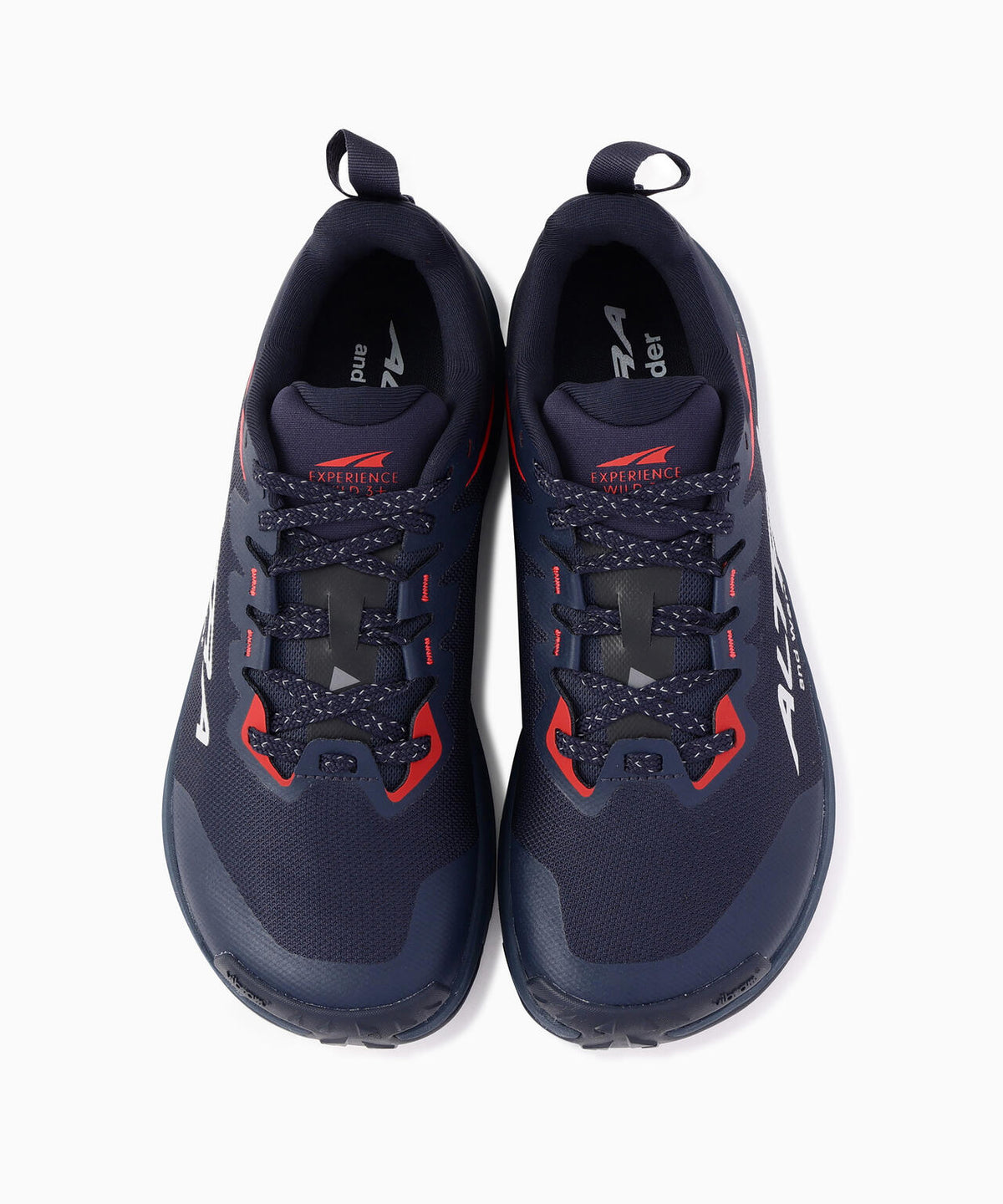Altra × and wander  EXPERIENCE WILD 3+