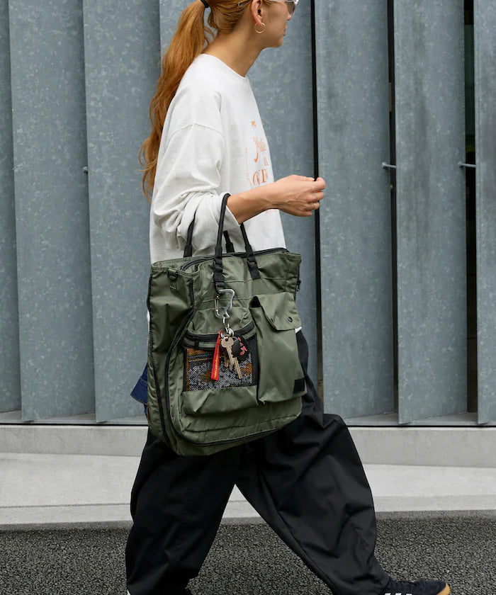 EXPANDER HELMET TOTE BAG