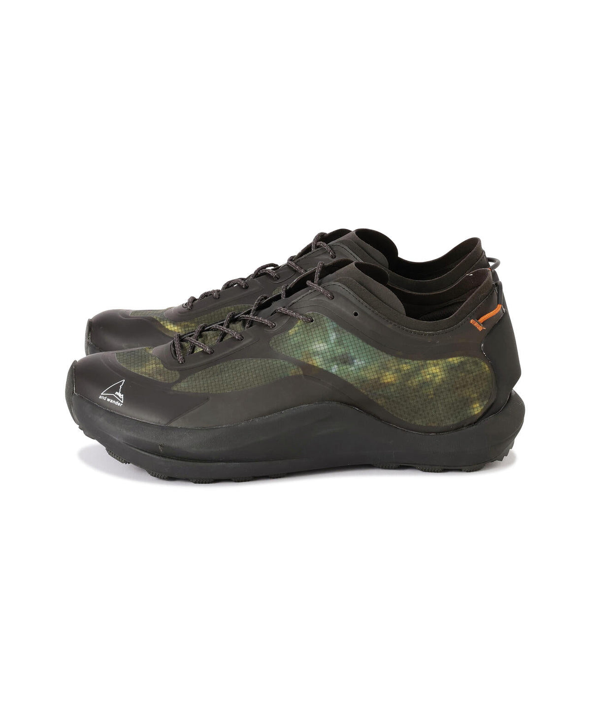 ROA × and wander  sella camouflage