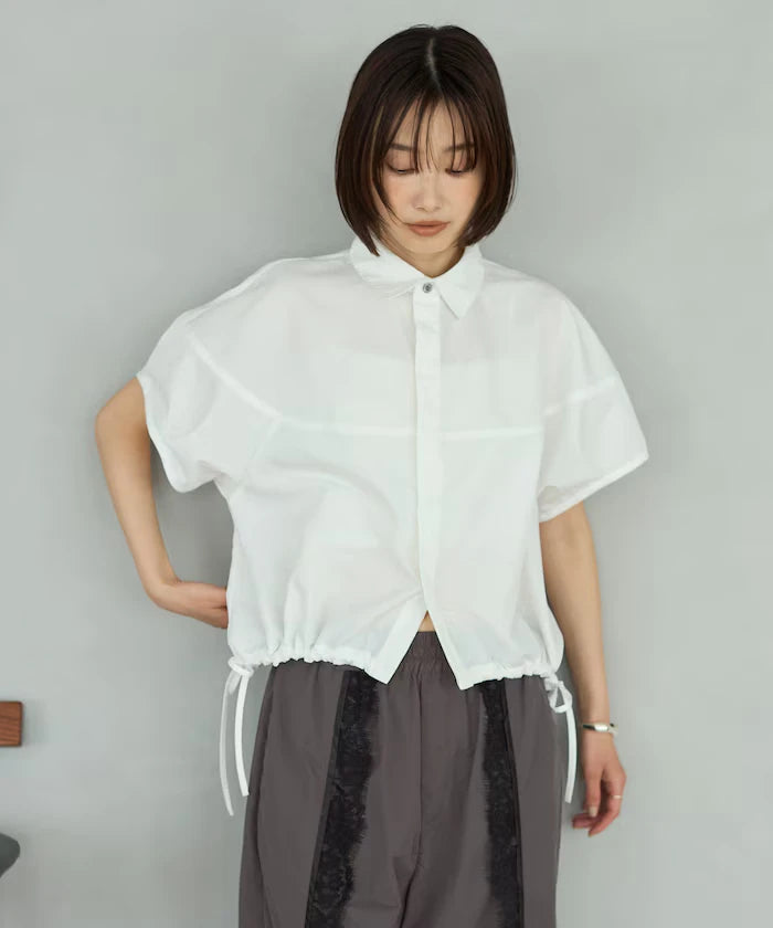 Switch Short Sleeve Hem Code Blouse