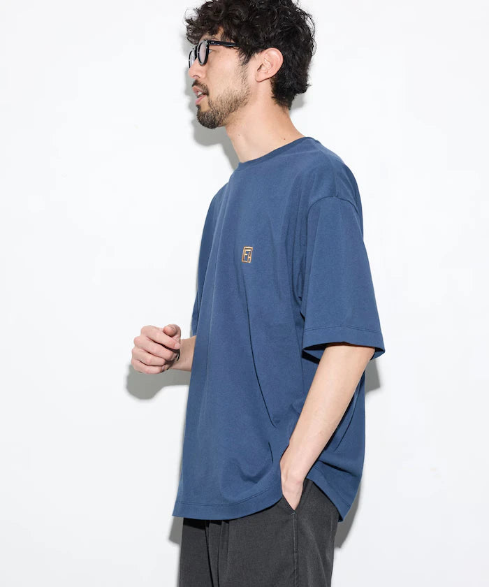 6 oz Front Logo Embroidered Crew Neck T-Shirt / Back Print T-Shirt PRINT ROUND FIRST