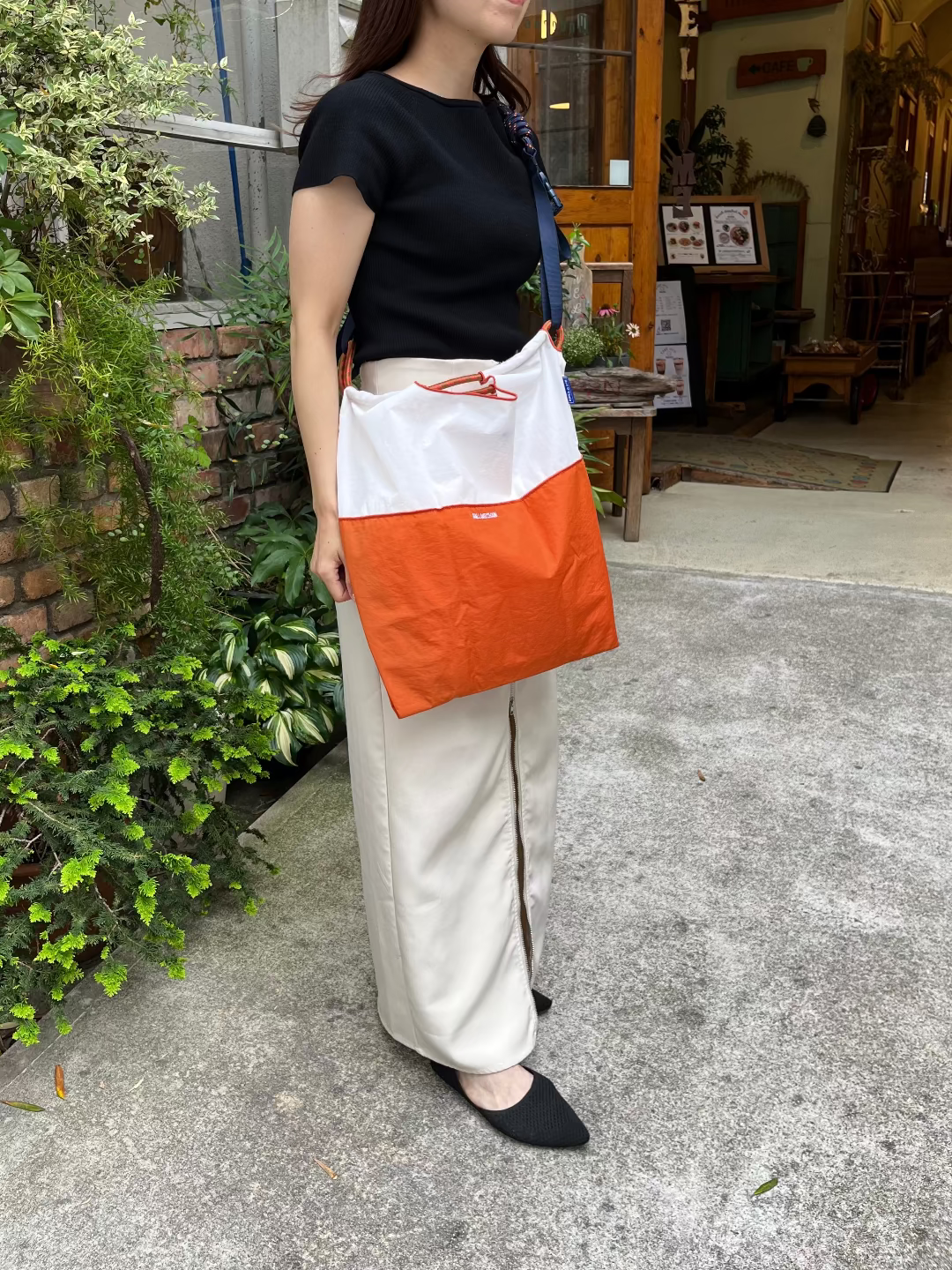 Bicolor Model (Bicolor) M#0407 WHITE/ORANGE-301095