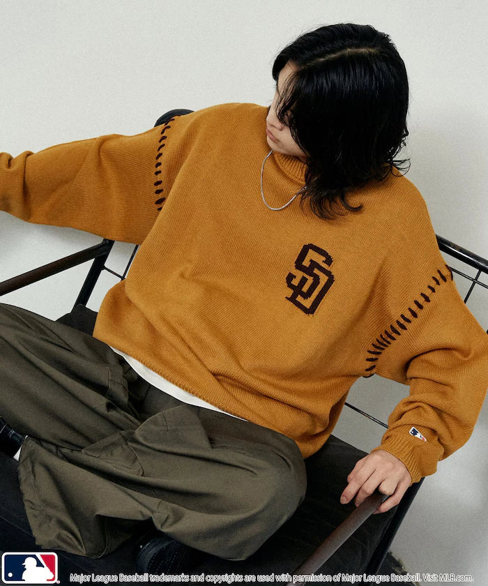 Custom Stitch Knit Pullover