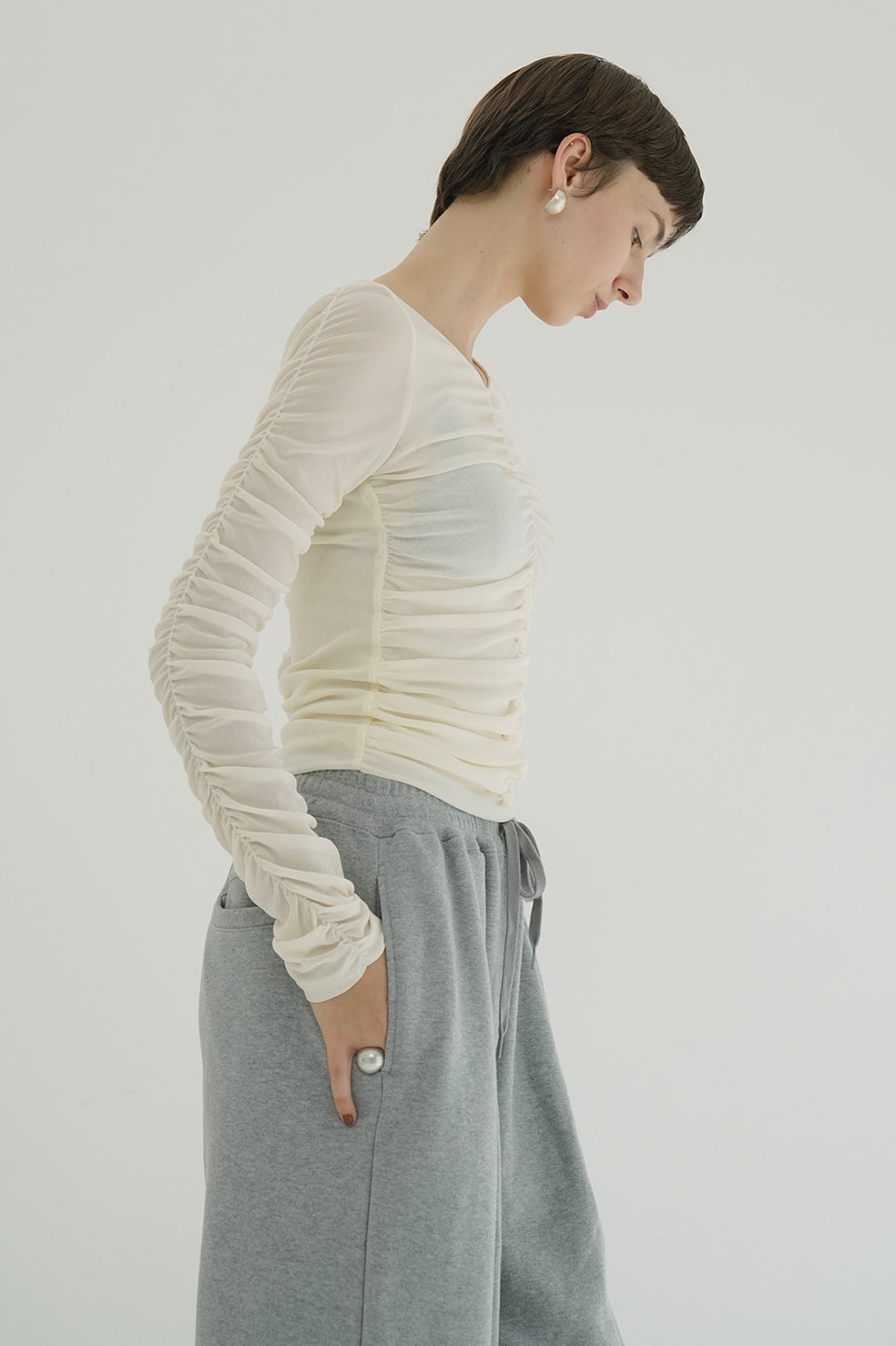 W TULLE SHIRRING TOPS