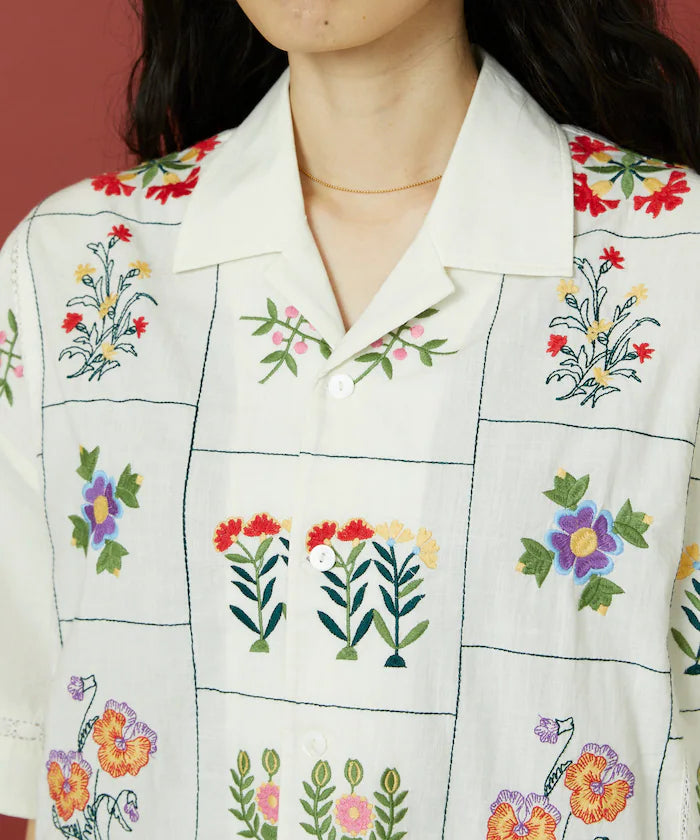 Patchwork Flower Embroidery Shirt