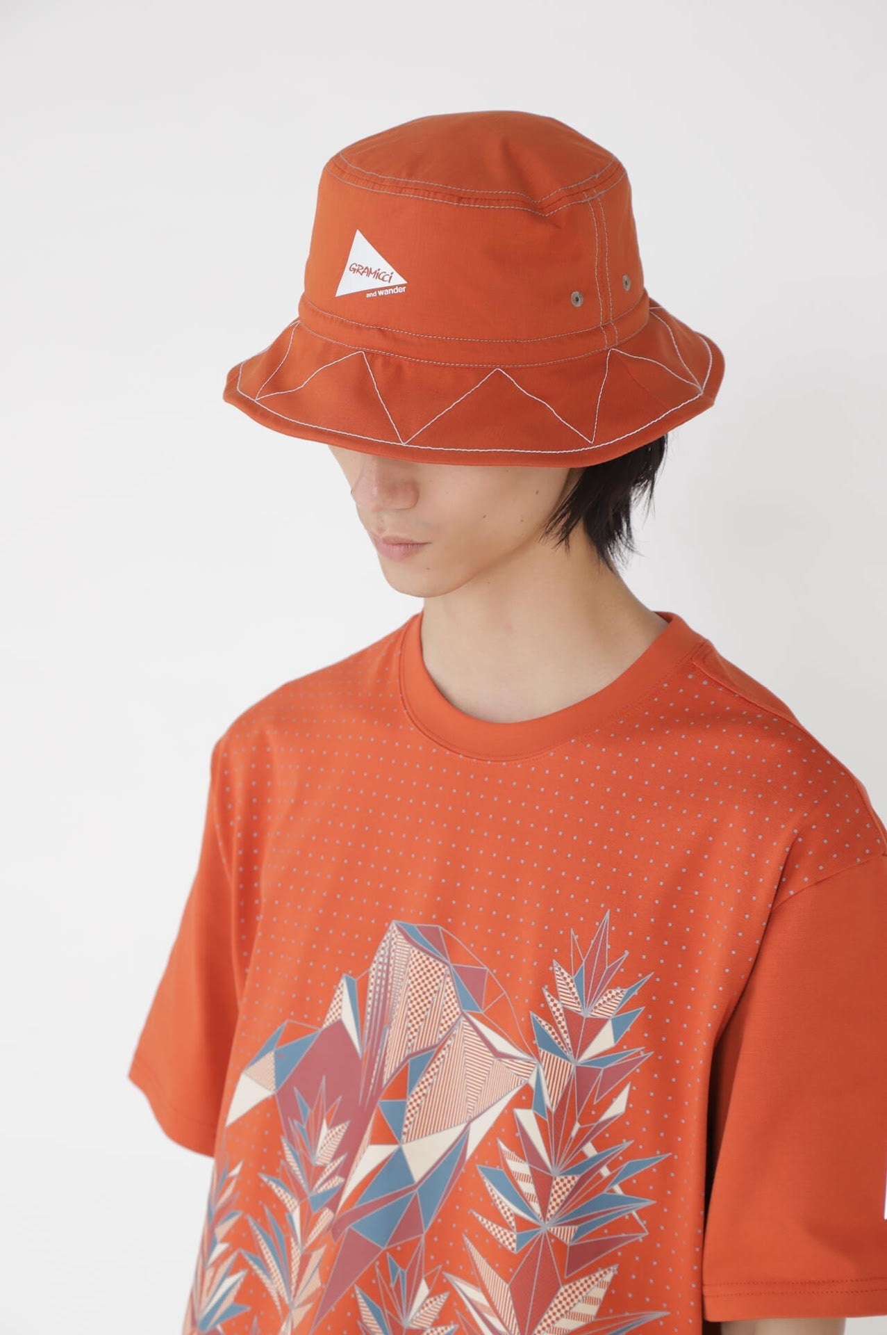 GRAMICCI × and wander zigzag stitch hat